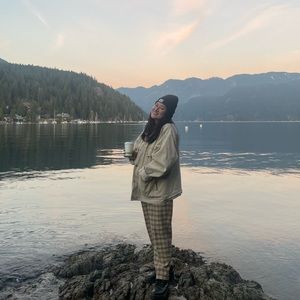 Meet your Posher, Nicole